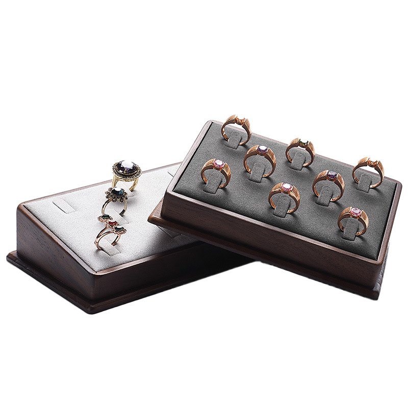 Ring showcase