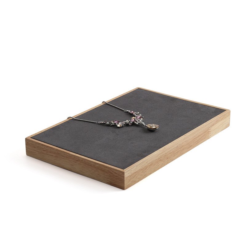 Bracelet showcase